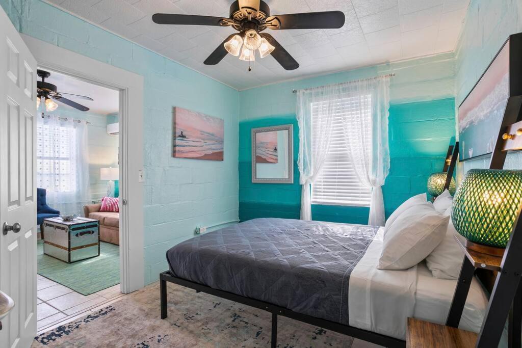 Villa Mermaids Grotto Waterfront 1Br Apt With Bay View Tampa Exterior foto