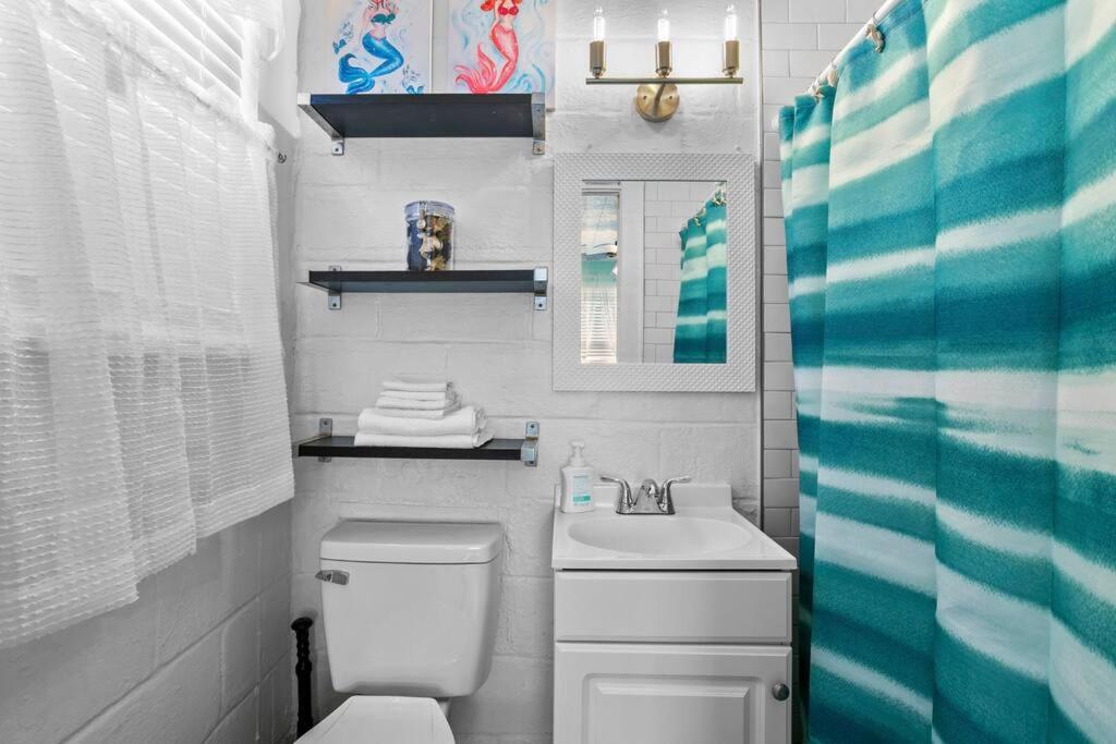 Villa Mermaids Grotto Waterfront 1Br Apt With Bay View Tampa Exterior foto